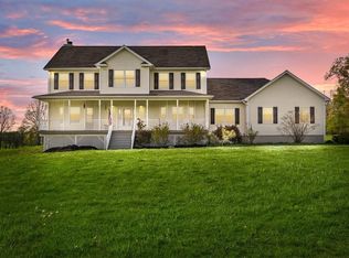 40 Old Minisink Trl, Goshen, NY 10924