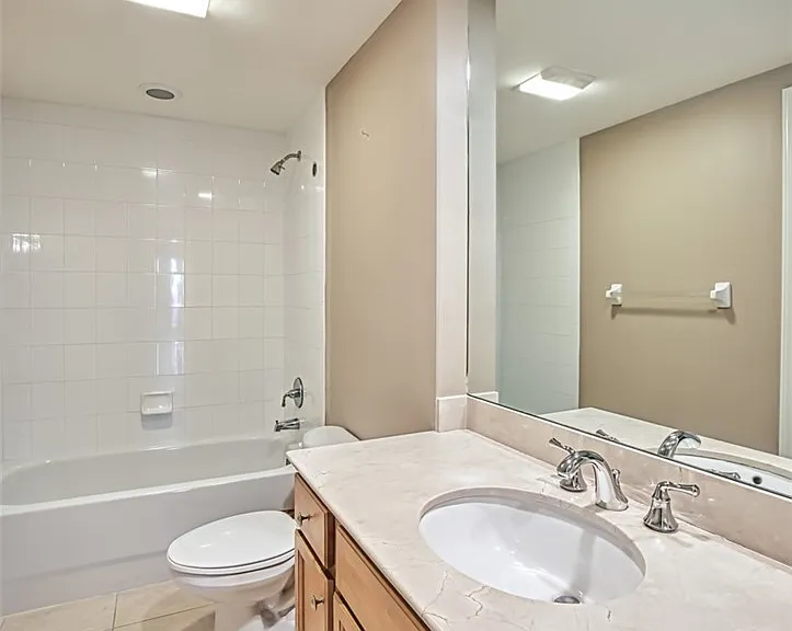 2090 W 1st St #G1607 — Photo 39