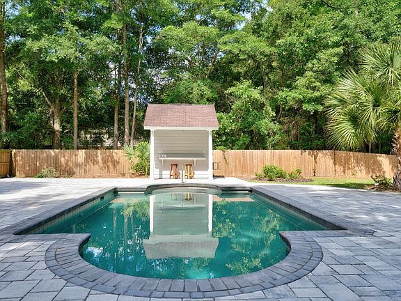 5th image of 1220 Crooked Oak Dr.