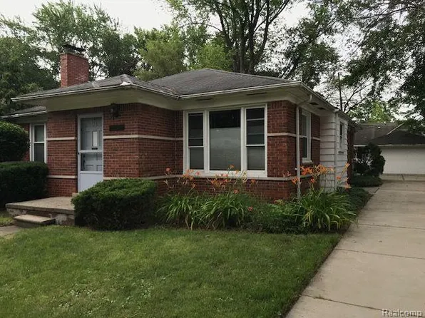 13329 Borgman Ave, Huntington Woods, MI 48070