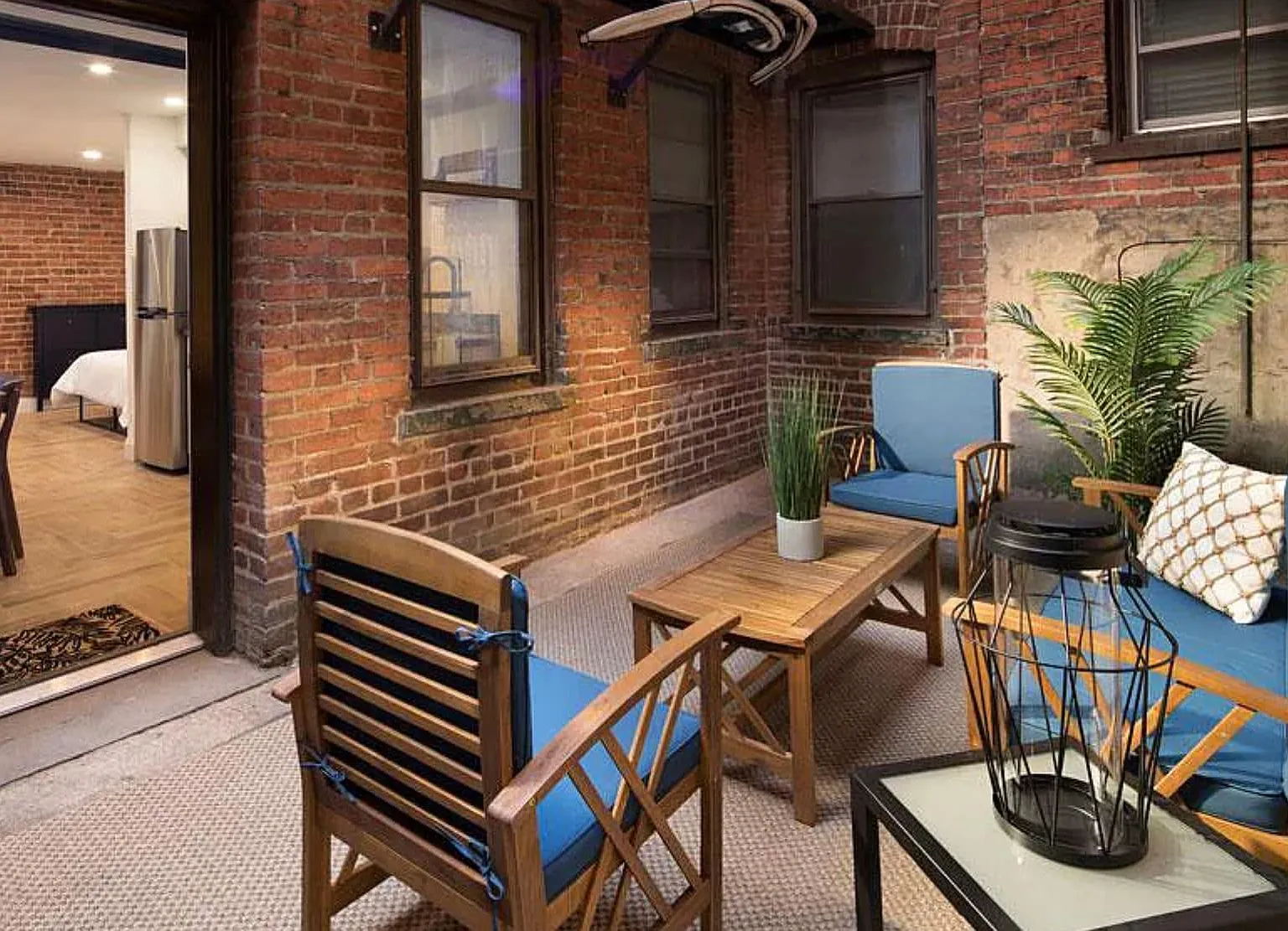 Studio, 400 sqft, $3,510 — Photo 1