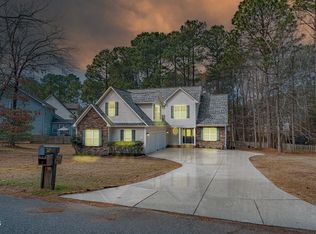 36 Riviera Ln, Sanford, NC 27332