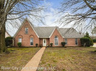 7611 Lowrance Rd, Memphis, TN 38125