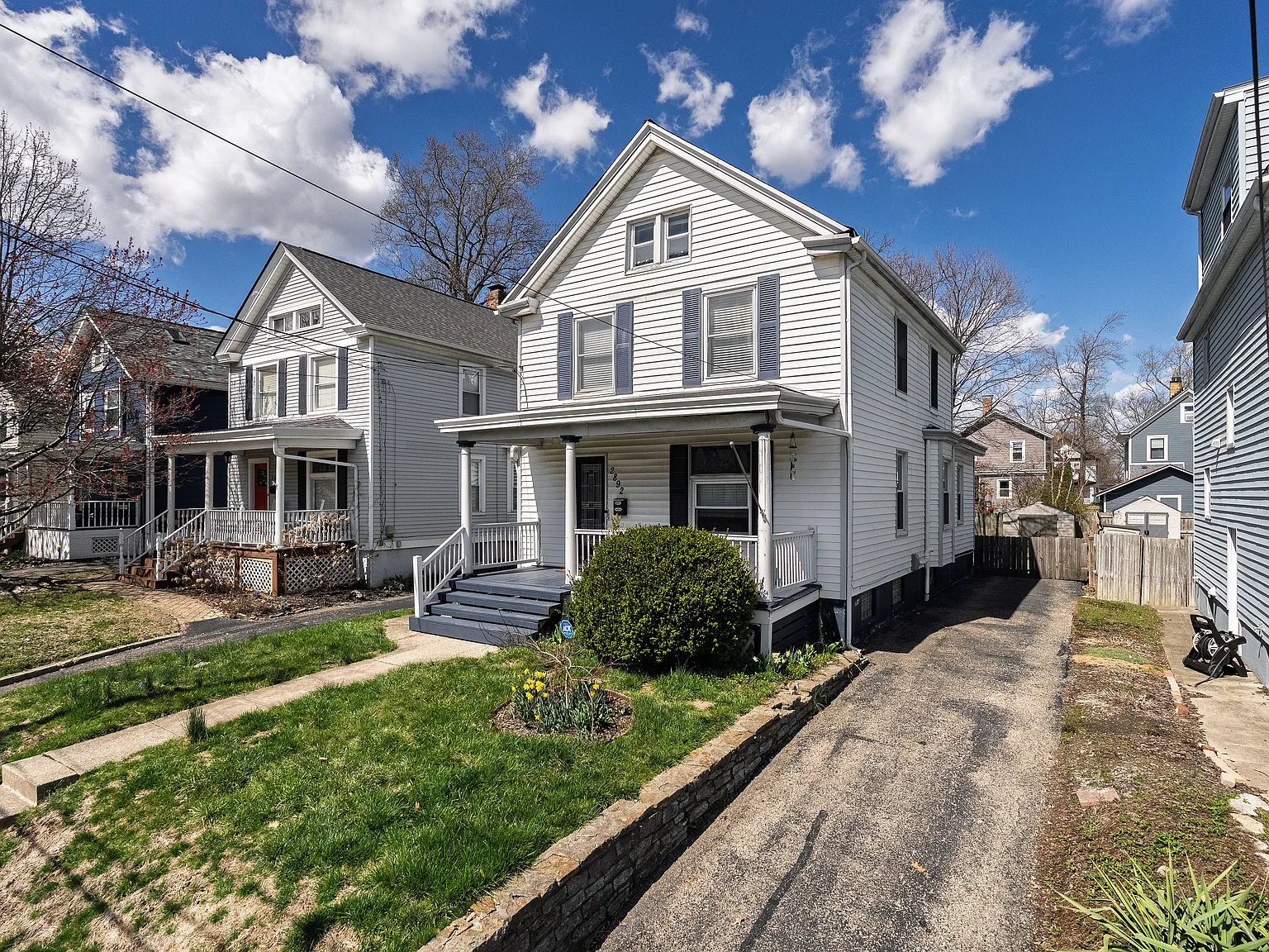 2892 Markbreit Ave — Photo 1