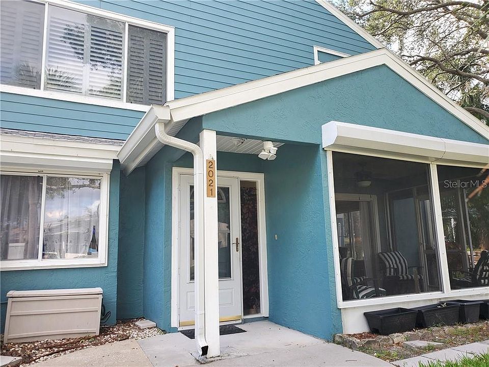 1st image of 2021 Golfview Dr #2021