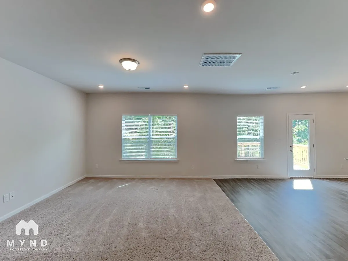 Building Photo - 7130 Amberhouse Dr