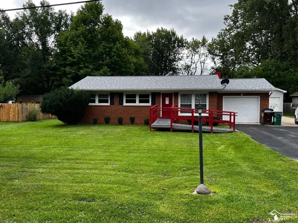 2745 Schafstal Dr, Lambertville, MI 48144