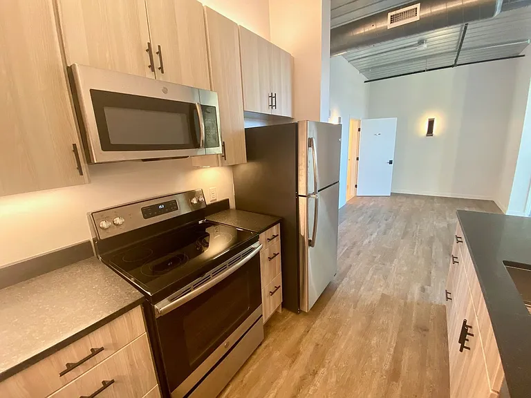 Kelley Square Lofts — Photo 5