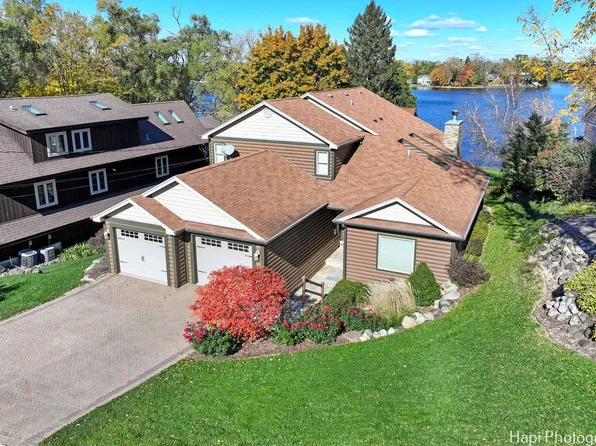 202 Janet Dr, Island Lake, IL 60042