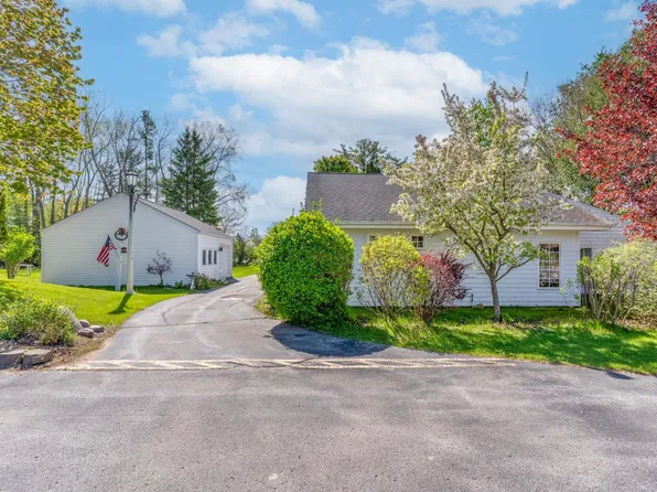 612 N Main St, Oconto Falls, WI 54154