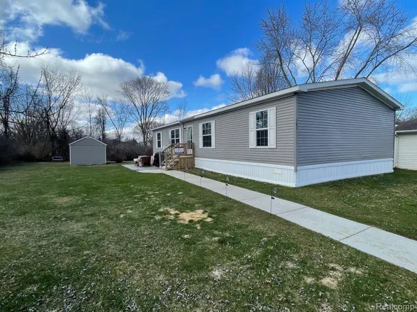 163 Brookfield, Swartz Creek, MI 48473