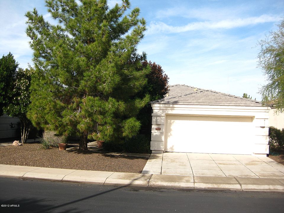 1st image of 3908 E Carter Dr