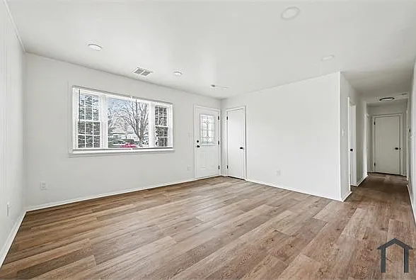 14161 Conover Pl — Photo 2