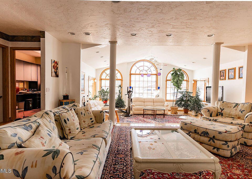 314 N 14th St, Oakes, ND 58474 MLS 4006021 Zillow