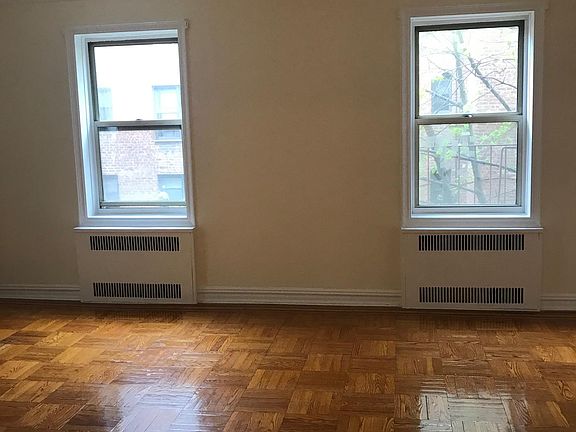 4th image of 14711 34th Ave APT 1G