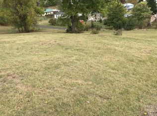 1520 Pendleton St, Kingsport, TN 37660