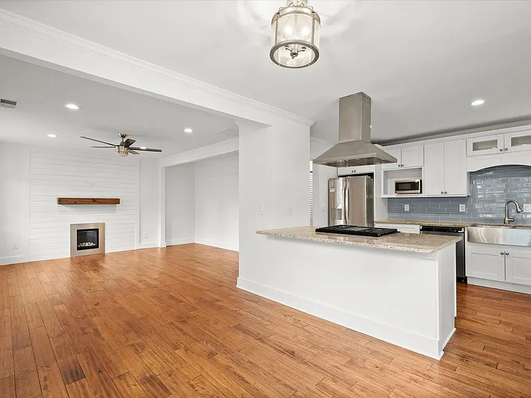 481 Griffin St NW — Photo 9