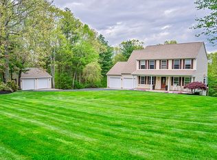 66 Pine Knolls Dr, Killingly, CT 06241