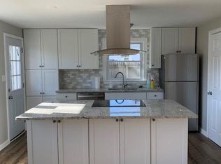 38 Kemper Ave, Newport News, VA 23601