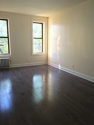 Rented by BRICK & GALO REALTY CORP | media 23