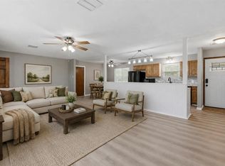 1910 Lake View Dr, Perry, OK 73077