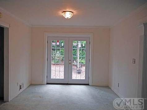 2nd image of 901 Piedmont Dr #1