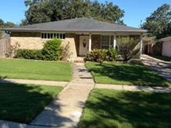 5901 Chamberlain Dr, New Orleans, LA 70122