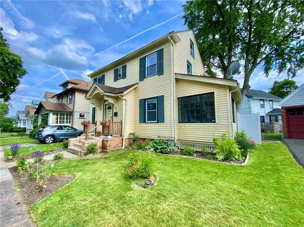 125 Devon Rd, Rochester, NY 14619