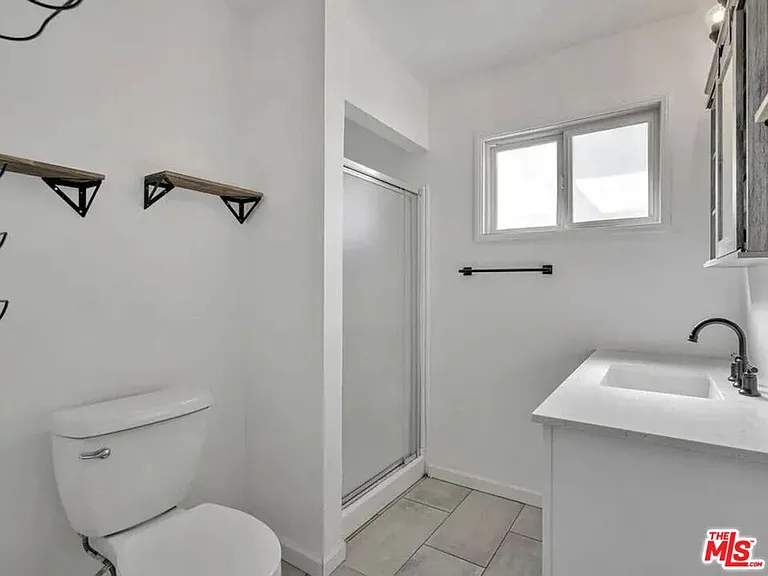 28040 Ermine Pl — Photo 33
