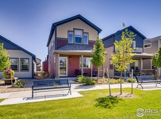 1207 Hummingbird Cir, Longmont, CO 80501