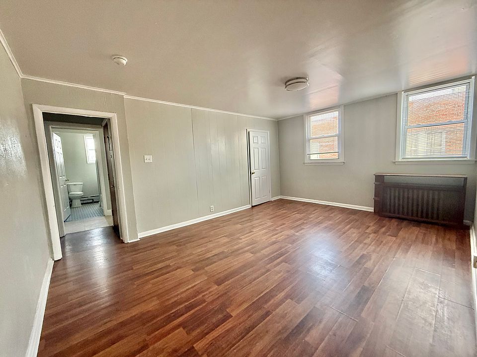 1st image of 1715 Snyder Ave #3