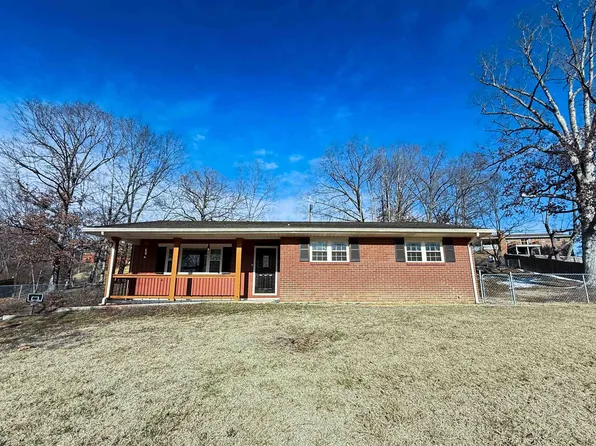 922 W Alexander Dr, Ashland, KY 41102