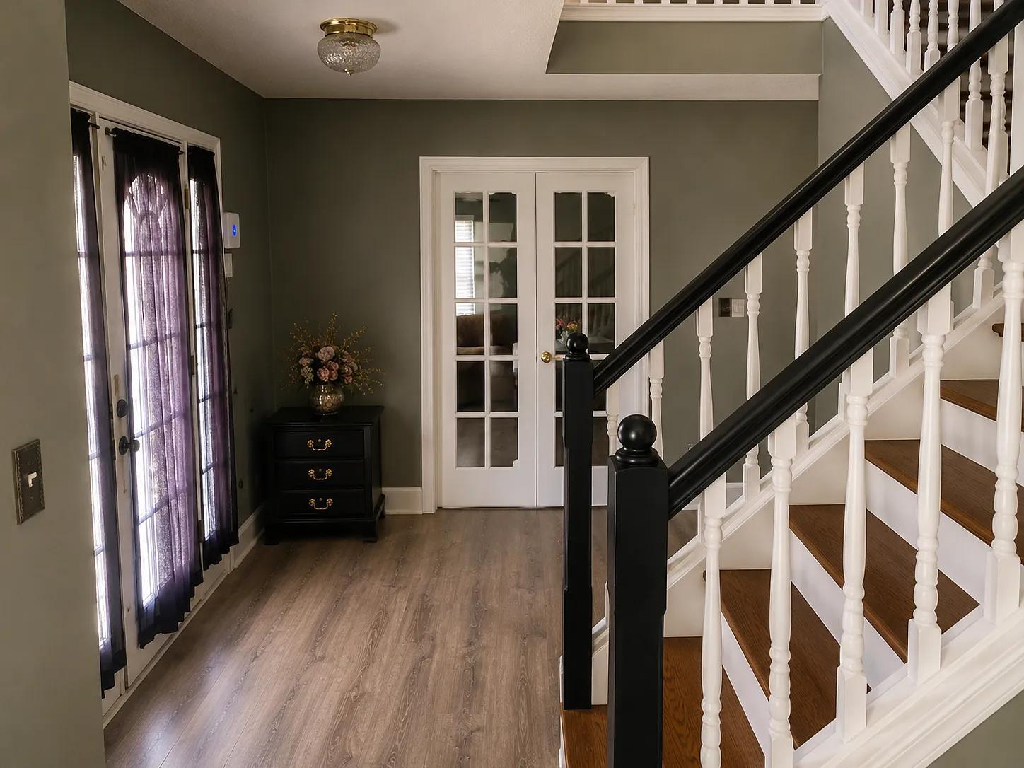 5 bed, 2904 sqft, $3,000 — Photo 2