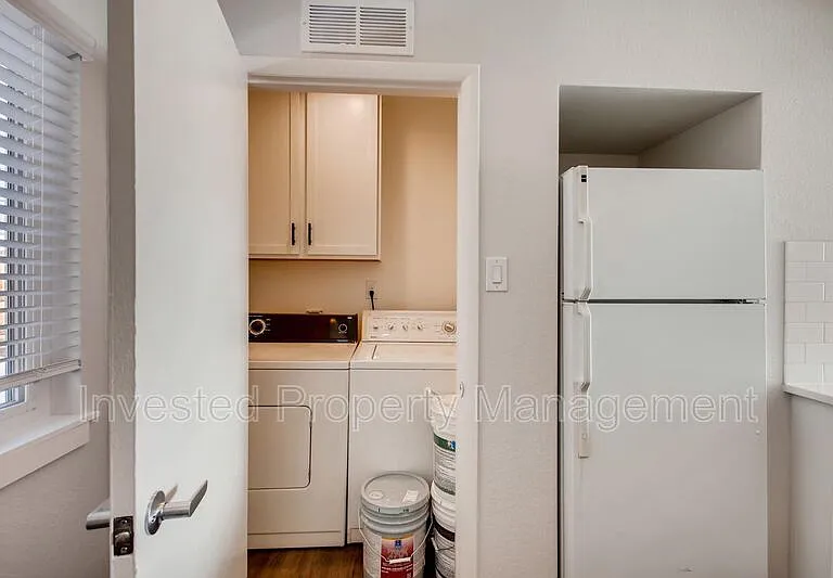 3330 N Cook St — Photo 6