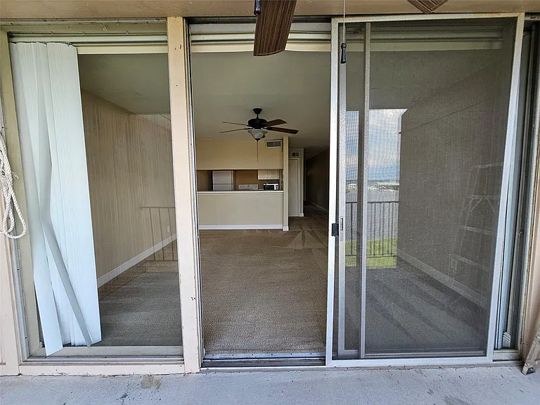 12600 Melville Dr #321B — Photo 26