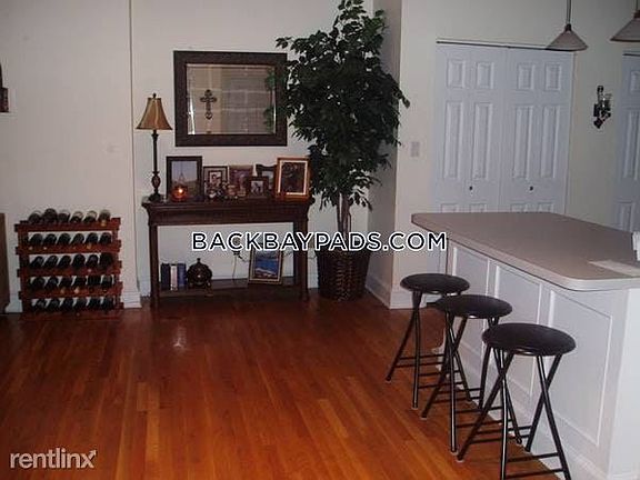 1519178883-00f0f-hqzjepijrz7-600x4501