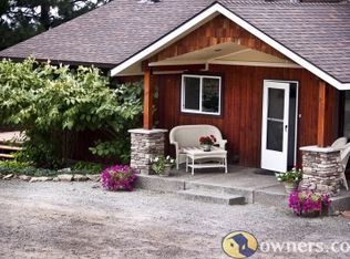 10621 N Bluff View Dr, Hauser, ID 83854