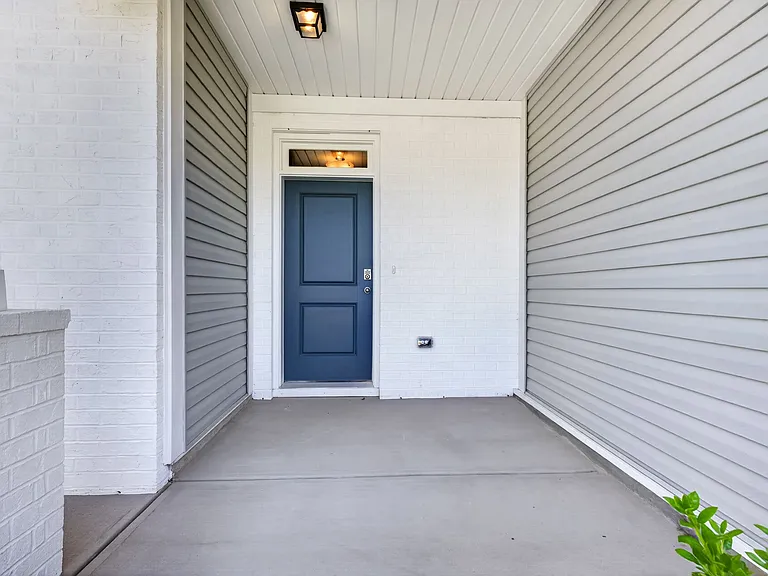584 Barrington Row Ave — Photo 10