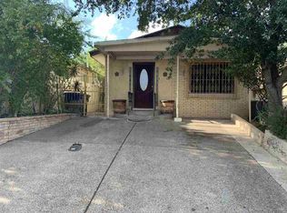 1914 E Kearney St, Laredo, TX 78043