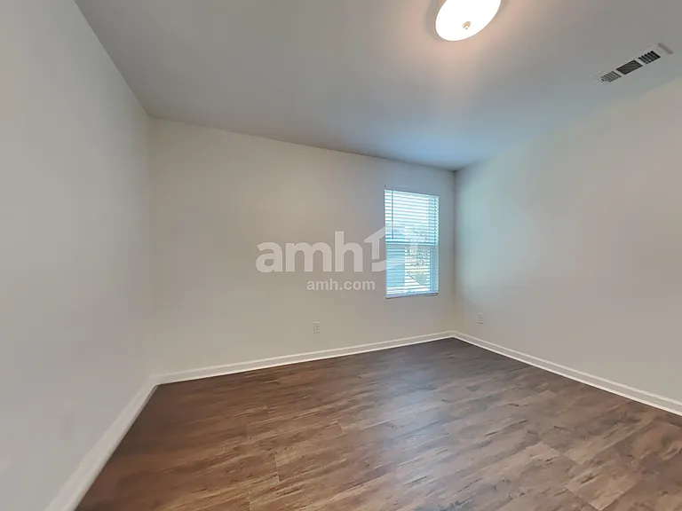 347 Southwilde Way — Photo 20