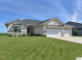 710 N 10th Ave, Springfield, NE 68059