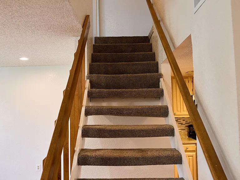 900 Kilkenny Ct #D — Photo 10
