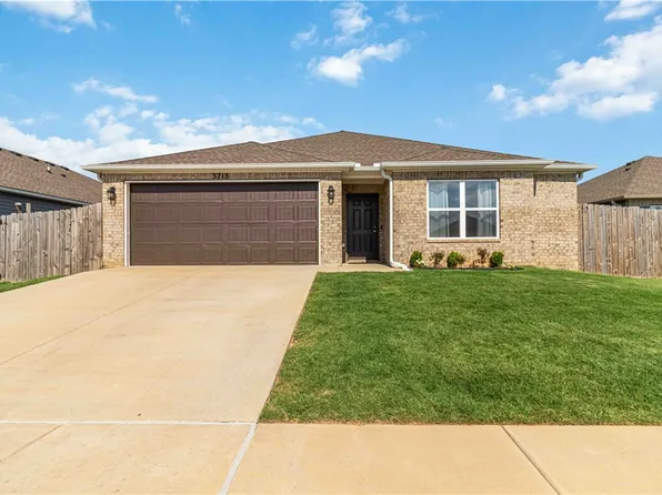 3713 S 2nd Pl, Rogers, AR 72758