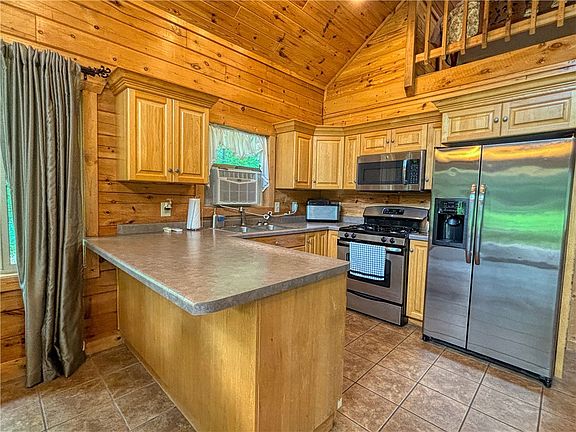3rd image of 850 W Hunters Park Drive