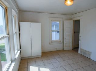 6032 18th Ave #1, Kenosha, WI 53143