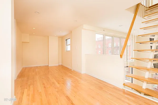 Rented by Citi Habitats | media 8