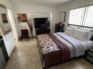 3205 NE 8th Ct, Pompano Beach, FL 33062
