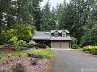 6203 Woodard Bay Rd NE, Olympia, WA 98506