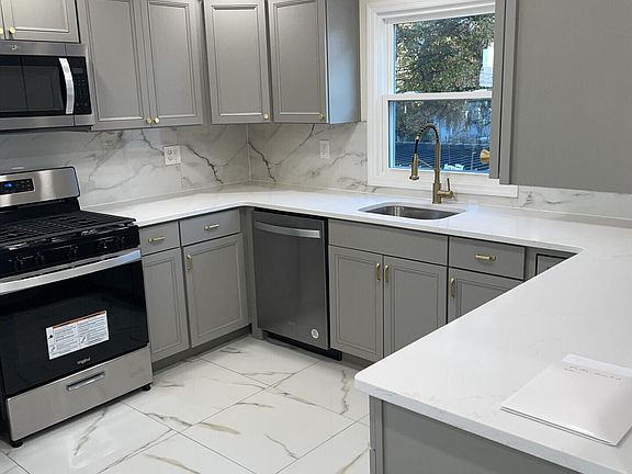 2nd image of 65 Eunice Pl