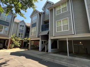 529 Graham St #2D, Charlotte, NC 28202